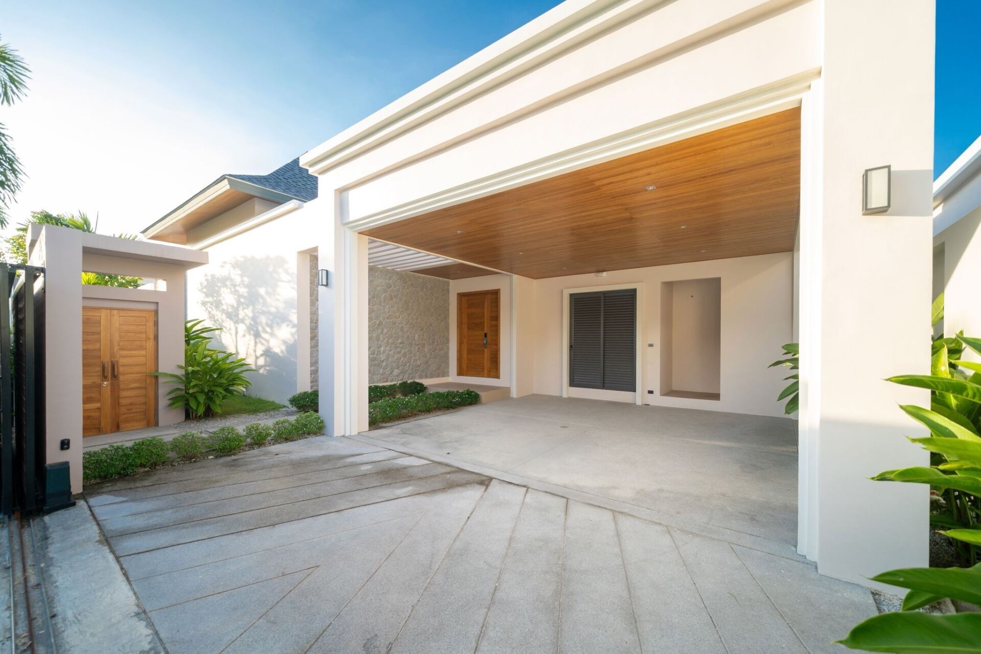 Modern Luxury 3-Bedroom Pool Villa for Rent in Bangtao, Phuket