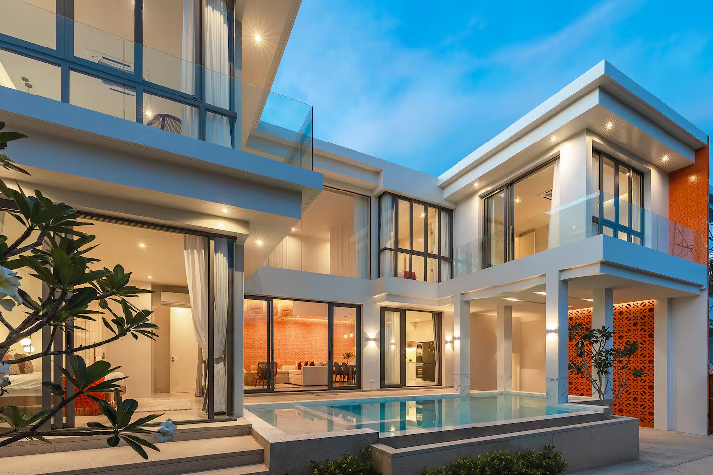 Luxury Modern Pool Villa for Sale in Bangtao, Phuket – Exclusive 4-Bedroom Residence in Cherng Talay