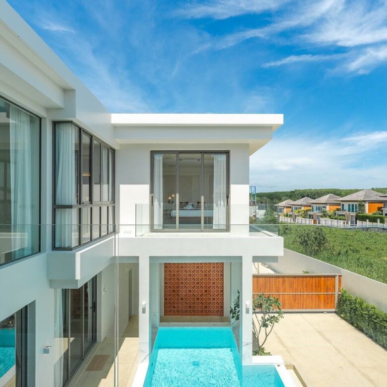 Luxury Modern Pool Villa for Sale in Bangtao, Phuket – Exclusive 4-Bedroom Residence in Cherng Talay
