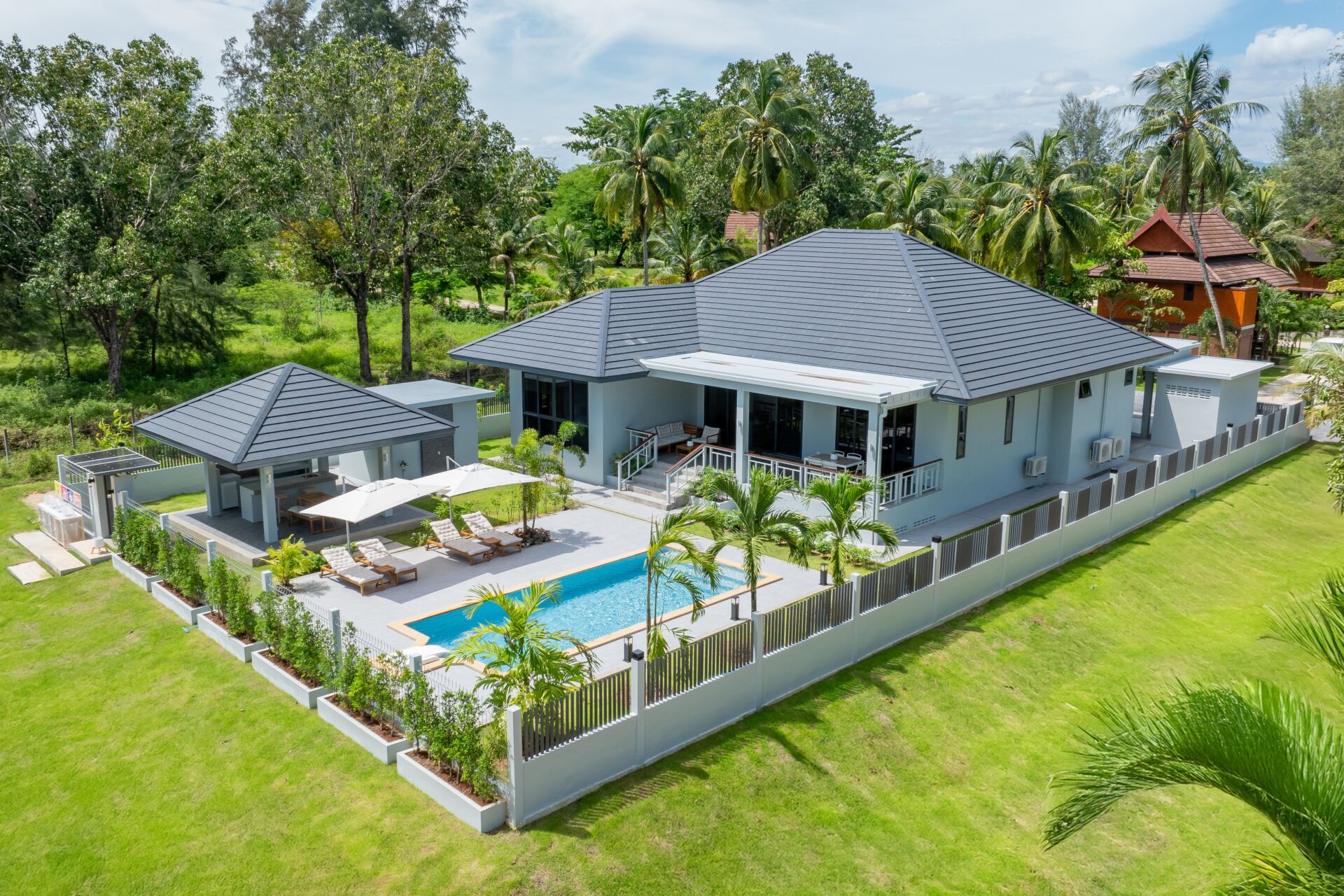 ThaiLife Residences – Luxury Beachfront Pool Villas in Khao Lak, Phang Nga