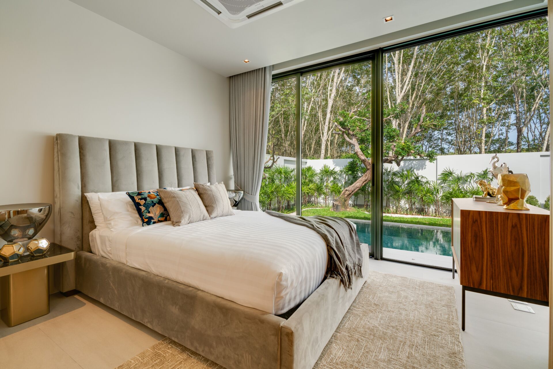 Botanica Modern Loft II – Luxury Modern Pool Villas in Phuket