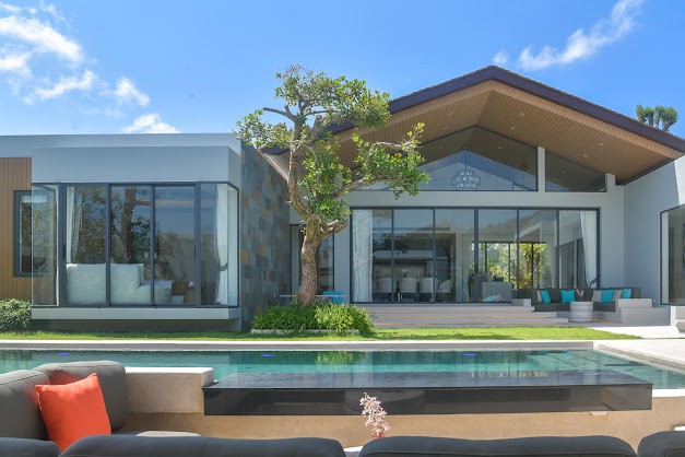 Luna Vista by Wilawan – Luxury Private Pool Villas in Naiyang, Phuket