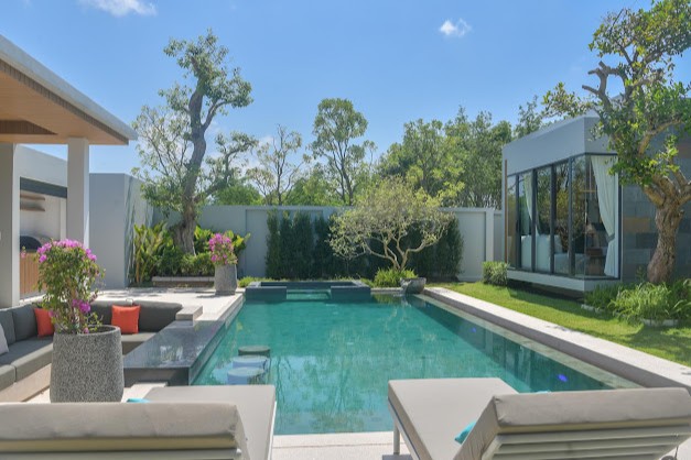 Luna Vista by Wilawan – Luxury Private Pool Villas in Naiyang, Phuket