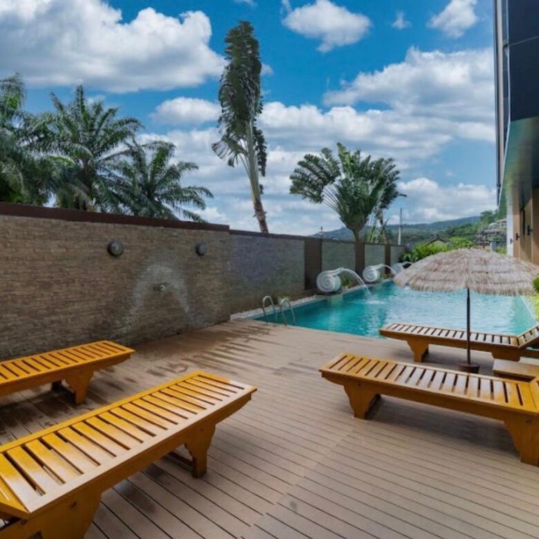 Chic Condo for Sale in Karon, Phuket – Fully Renovated Foreign-Friendly Investment Opportunity