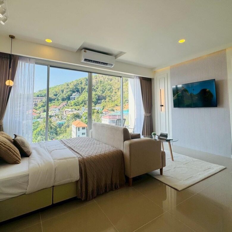 Chic Condo for Sale in Karon, Phuket – Fully Renovated Foreign-Friendly Investment Opportunity