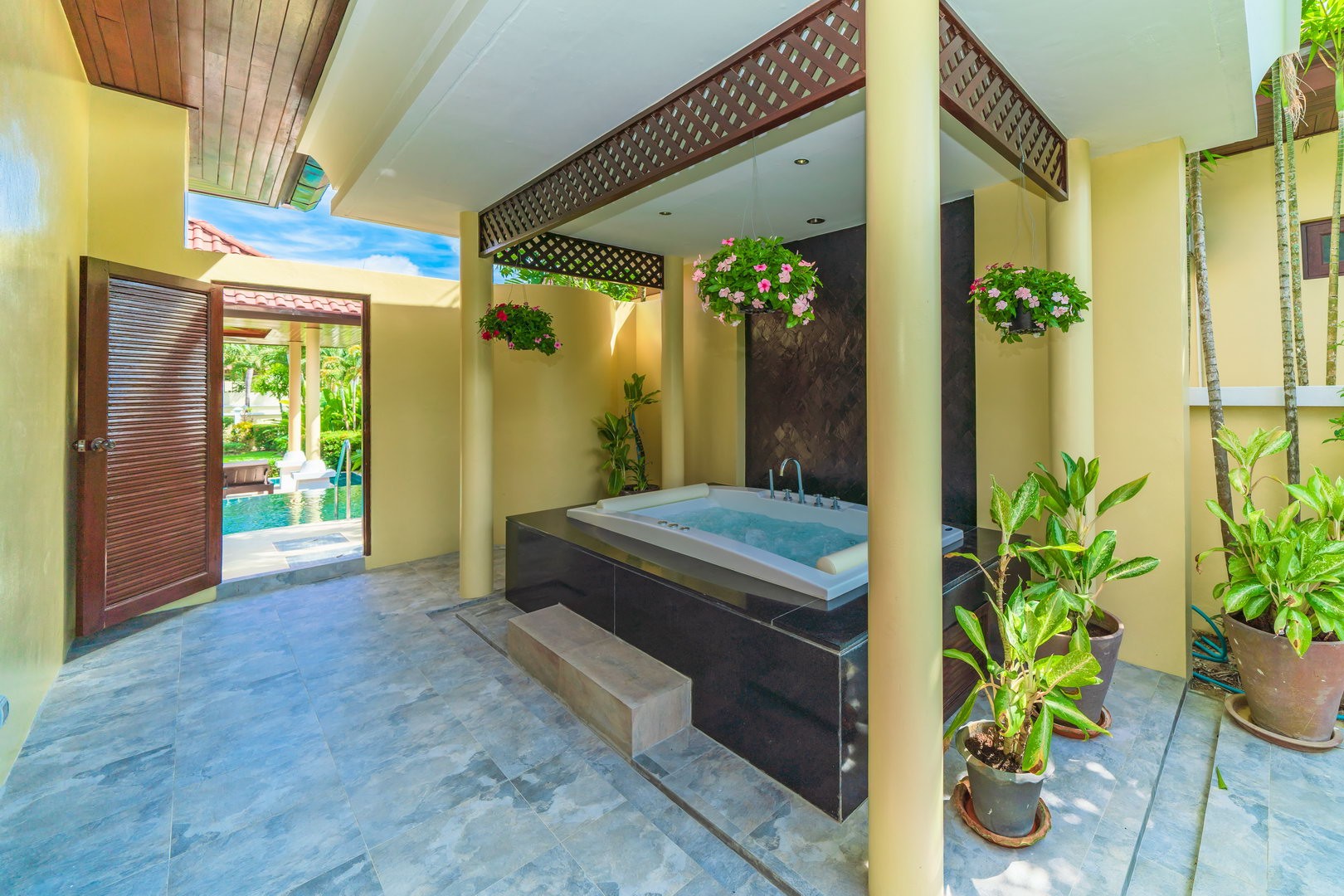 Luxury 4 Bedroom Tropical Pool Villa for Sale in Bang Tao, Phuket