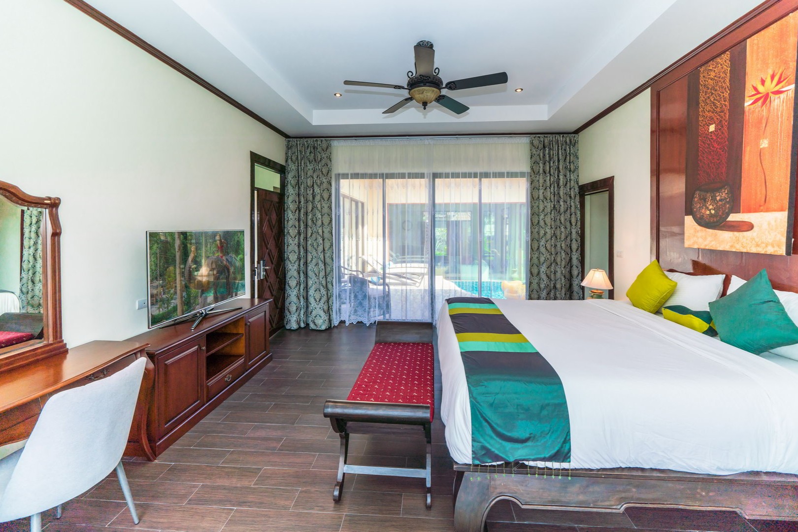 Luxury 4 Bedroom Tropical Pool Villa for Sale in Bang Tao, Phuket