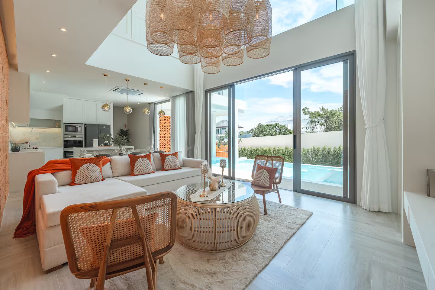 Luxury Modern Pool Villa for Sale in Bangtao, Phuket – Exclusive 4-Bedroom Residence in Cherng Talay
