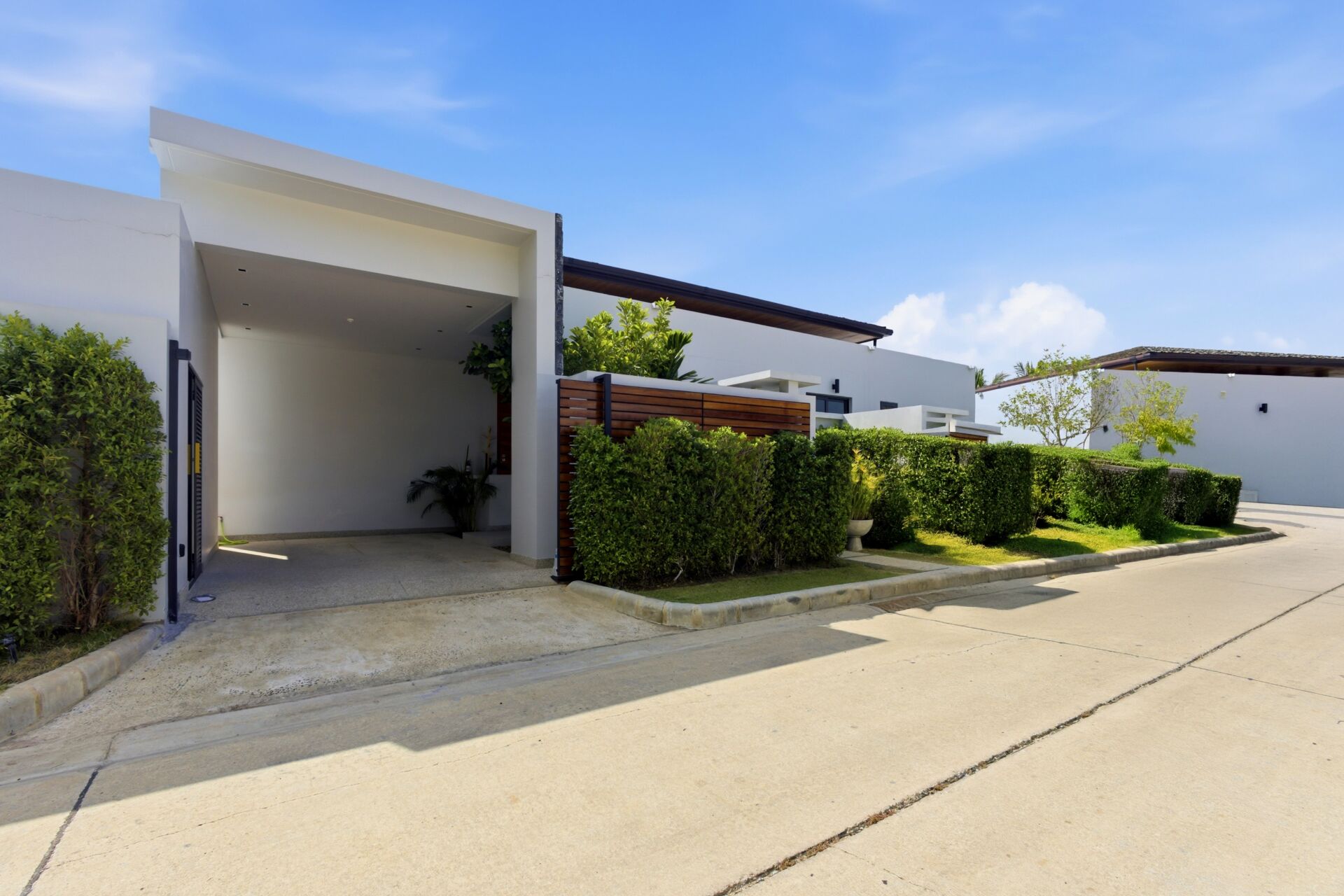 Luxury Tropical Pool Villa for Rent in Bang Jo, Phuket – Botanica Modern Loft II