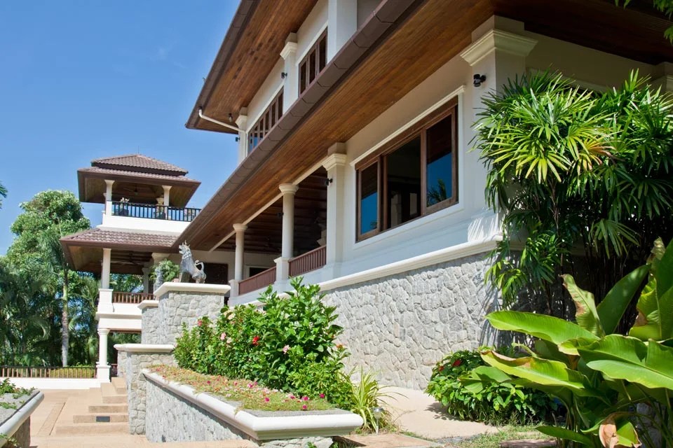 Luxury 6-Bedroom Pool Villa in Layan, Phuket – Private Tropical Retreat Near Layan Beach