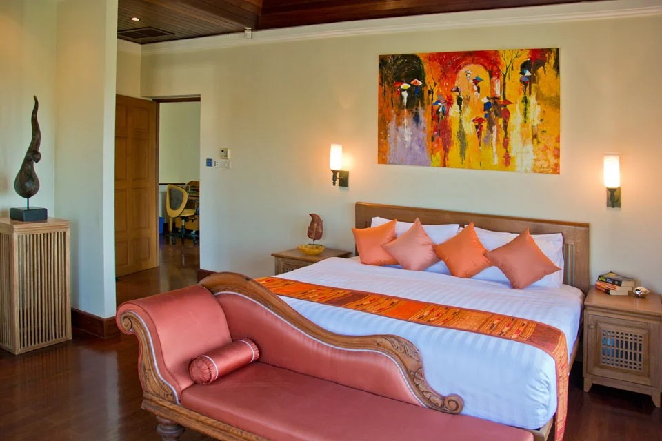 Luxury 6-Bedroom Pool Villa in Layan, Phuket – Private Tropical Retreat Near Layan Beach