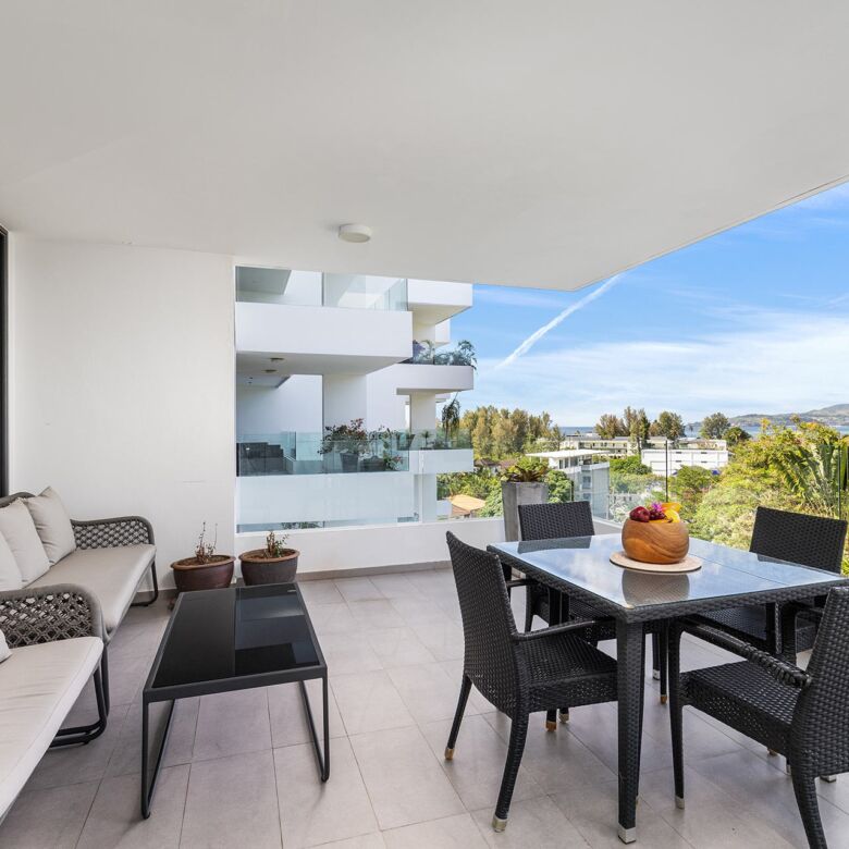 Sansuri: Luxury Sea-View Condo for Sale in Surin Phuket | Foreign Freehold Residence – Price Reduced
