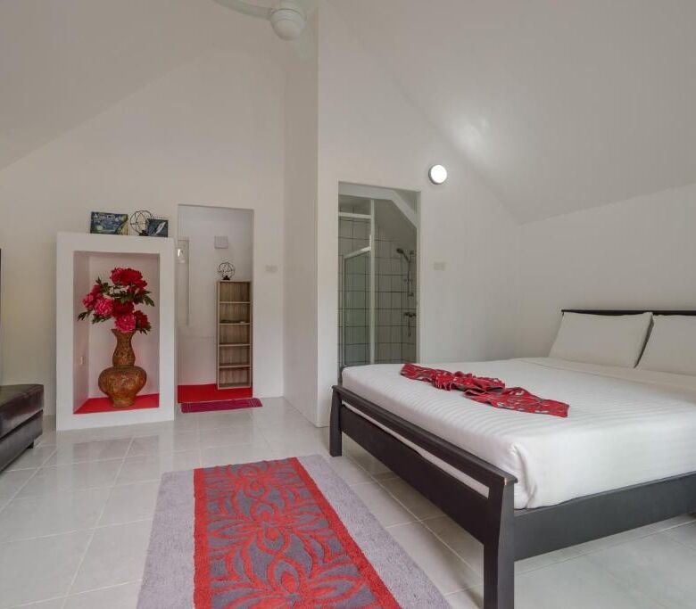 Luxury 10-Bedroom Private Pool Villa for Rent in Chalong, Phuket