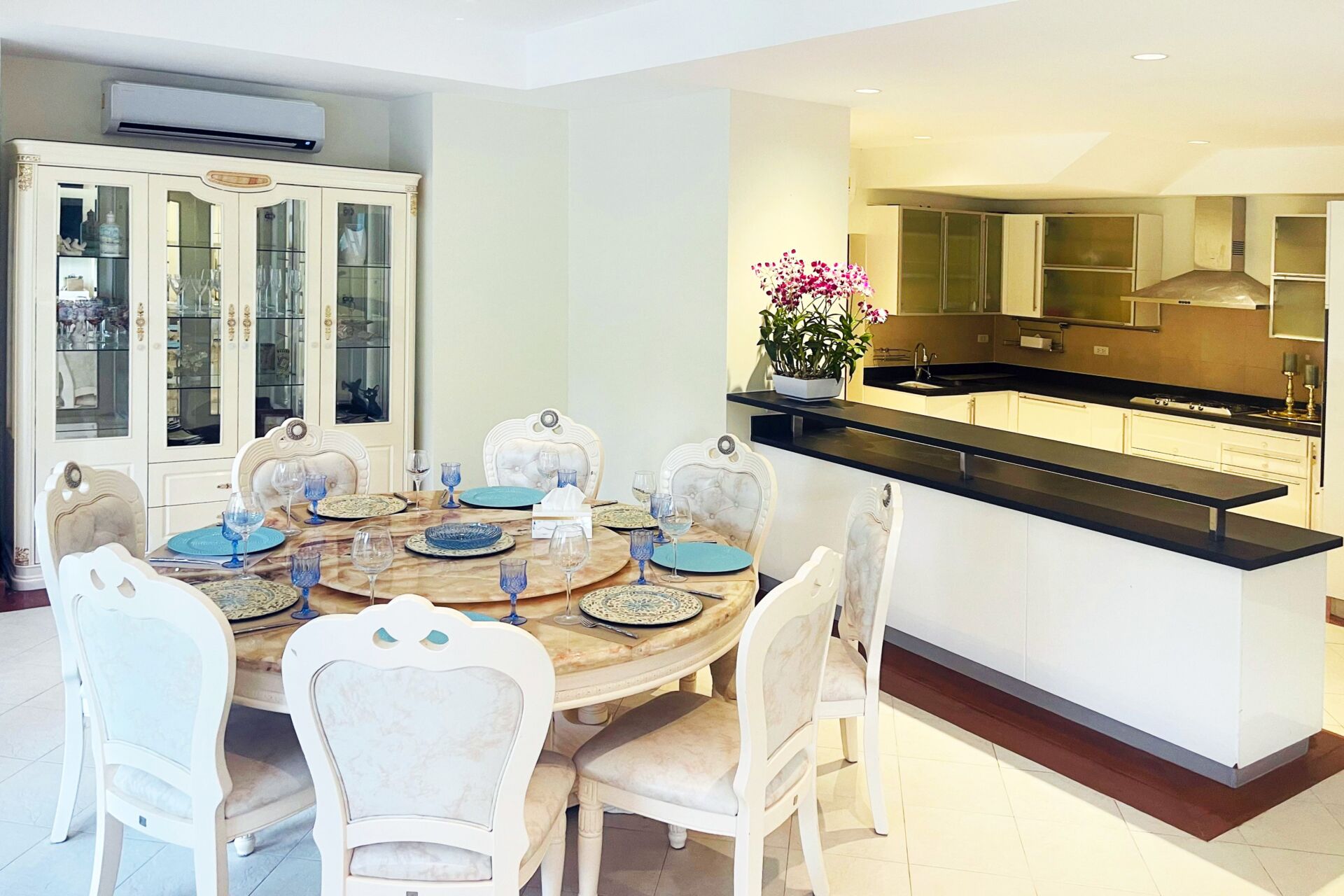 Luxury 5-Bedroom Lakefront Villa for Sale in Laguna, Phuket | Private Pool & Large Garden