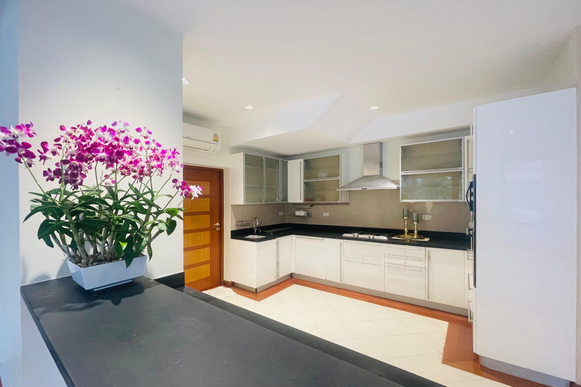 Luxury 5-Bedroom Lakefront Villa for Sale in Laguna, Phuket | Private Pool & Large Garden