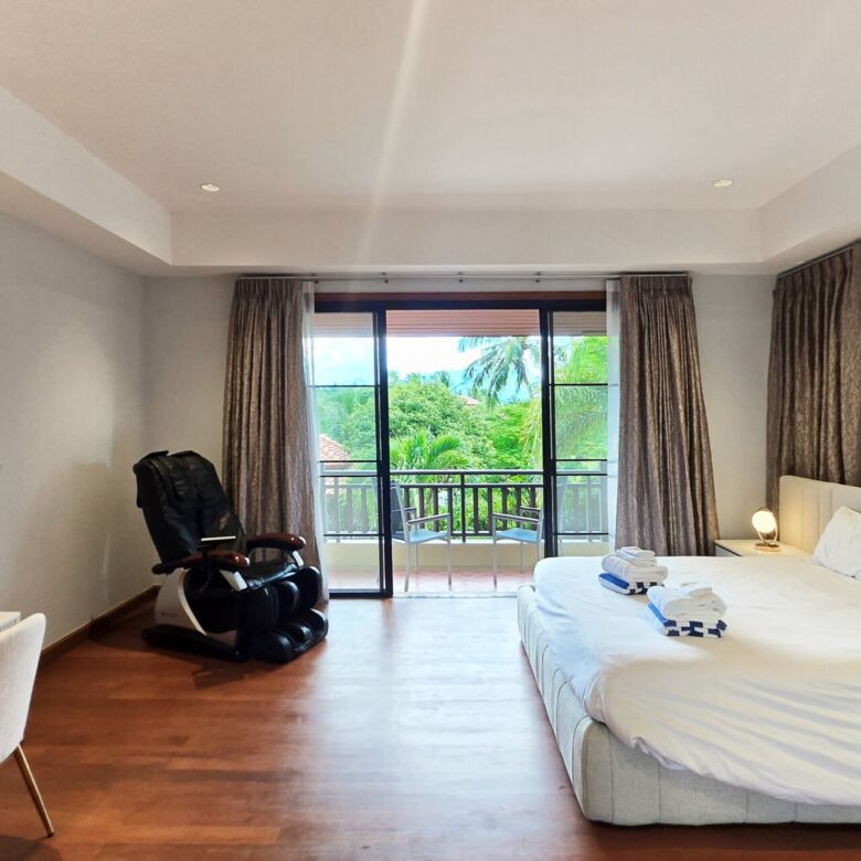 Luxury 5-Bedroom Lakefront Villa for Sale in Laguna, Phuket | Private Pool & Large Garden