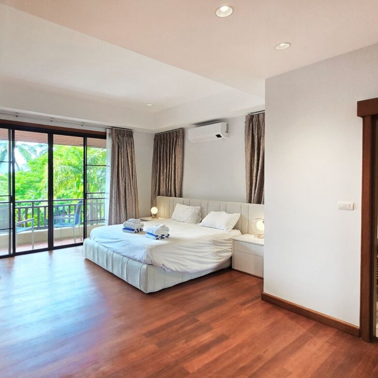 Luxury 5-Bedroom Lakefront Villa for Sale in Laguna, Phuket | Private Pool & Large Garden