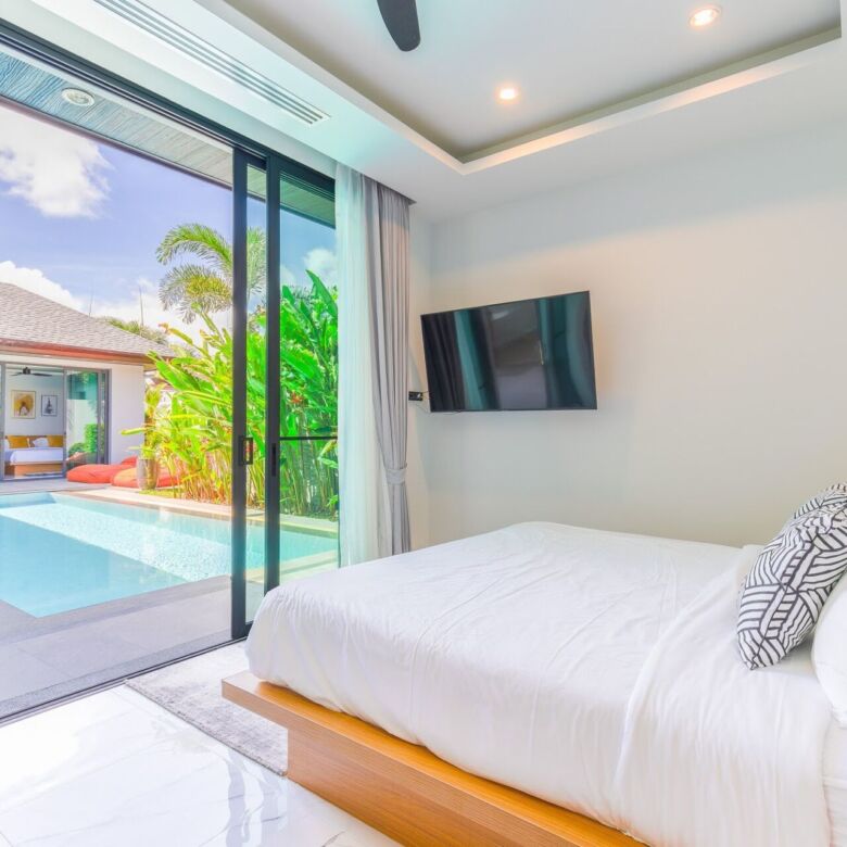 Luxury 4-Bedroom Pool Villa for Long-Term Rent in Pasak, Cherngtalay, Phuket