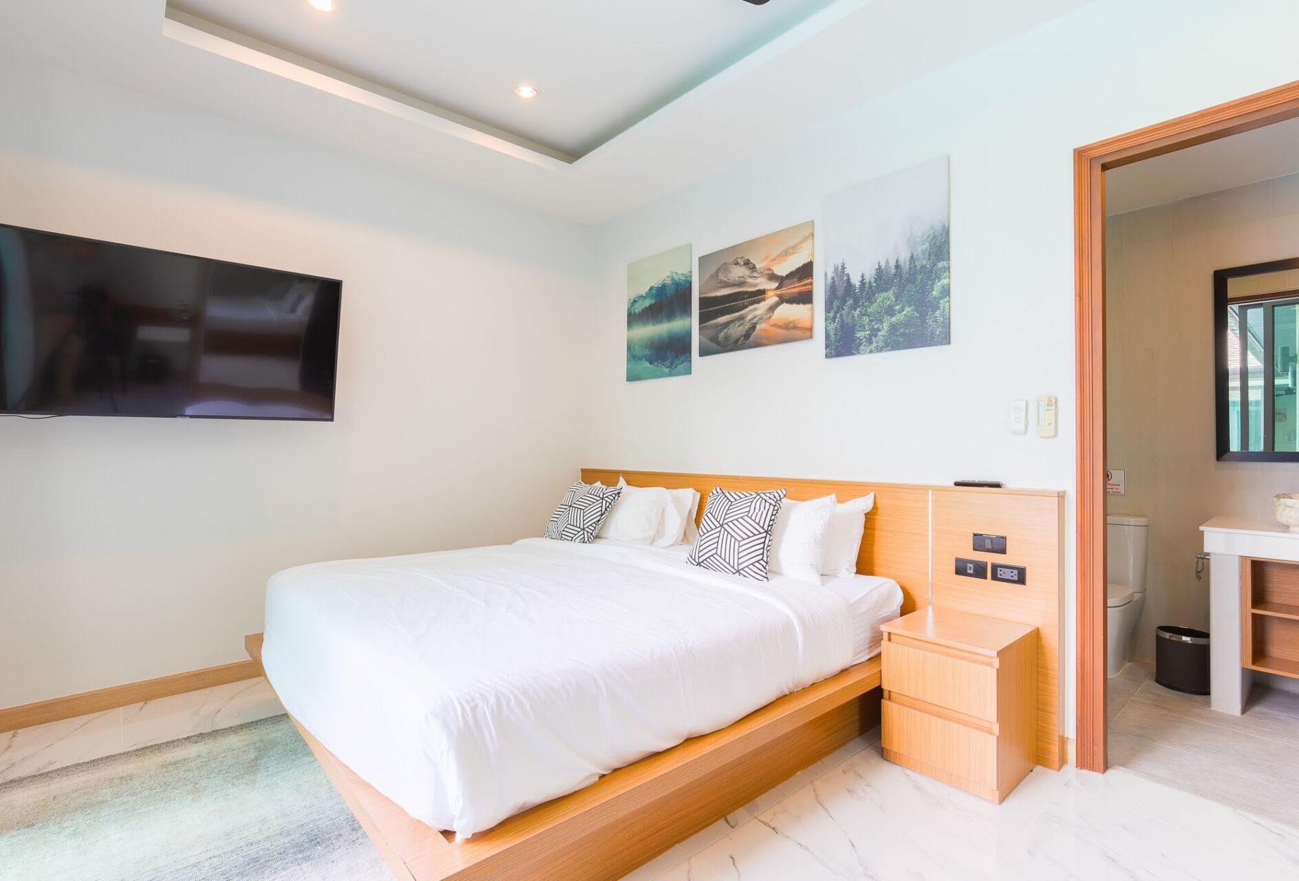 Luxury 4-Bedroom Pool Villa for Long-Term Rent in Pasak, Cherngtalay, Phuket