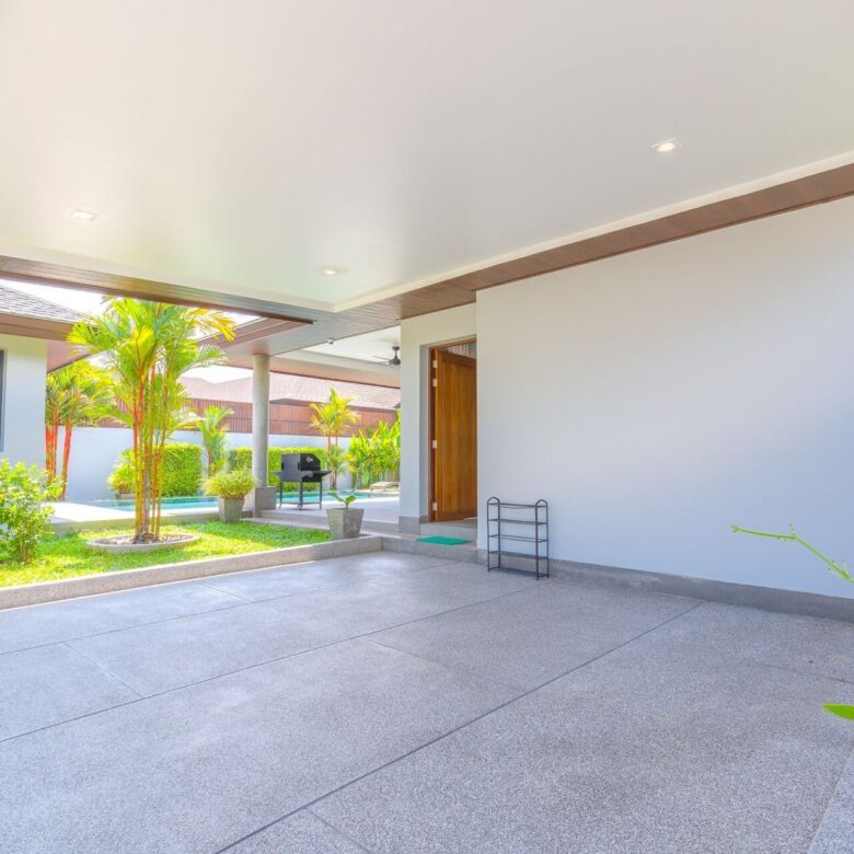 Luxury 3-Bedroom Pool Villa for Long-Term Rent in Pasak, Phuket