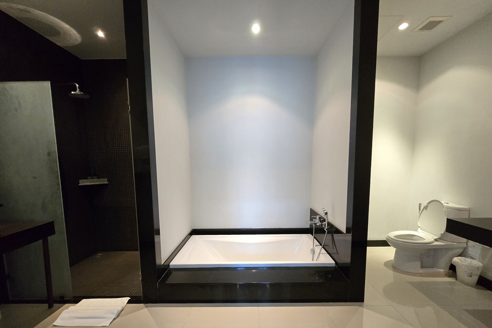 Modern 2-Bedroom Pool Villa for Sale in Nai Harn, Phuket