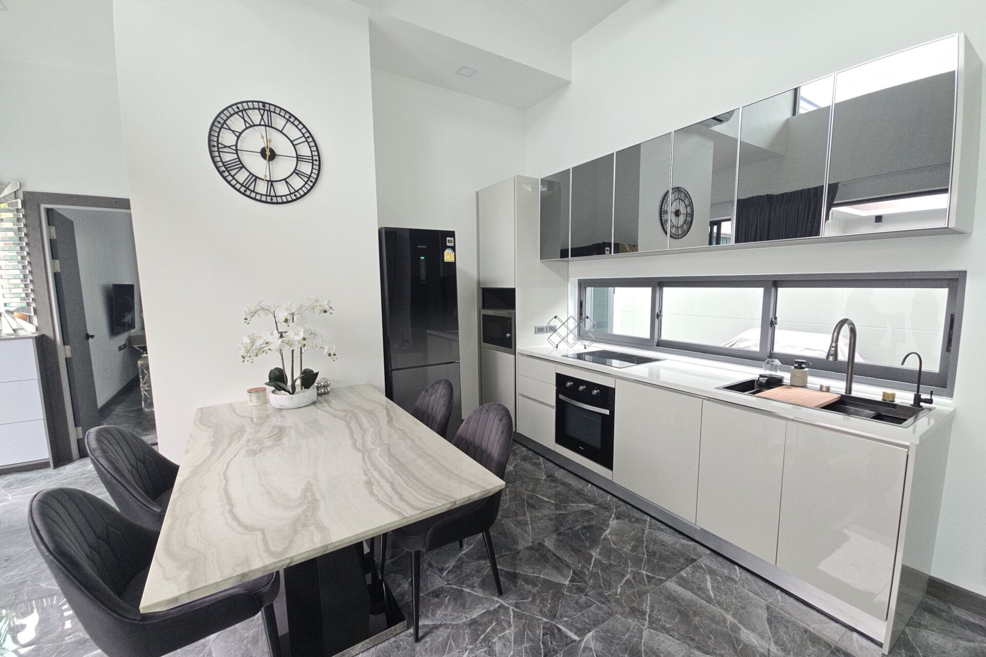 Crystal Villa Rawai Phuket for Sale – Modern 2-Bedroom Private Pool Villa