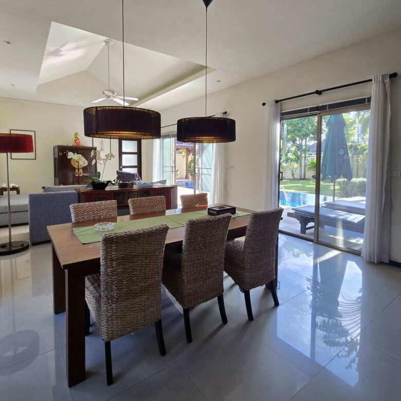 Oriental-Style 3-Bedroom Pool Villa for Sale in Rawai, Phuket | Kok Yang Estate