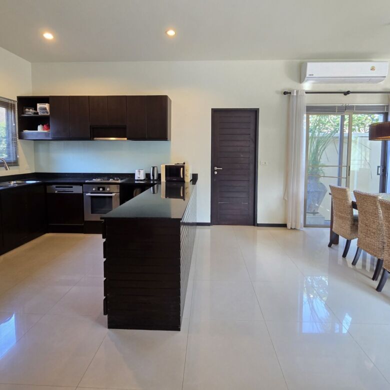 Oriental-Style 3-Bedroom Pool Villa for Sale in Rawai, Phuket | Kok Yang Estate