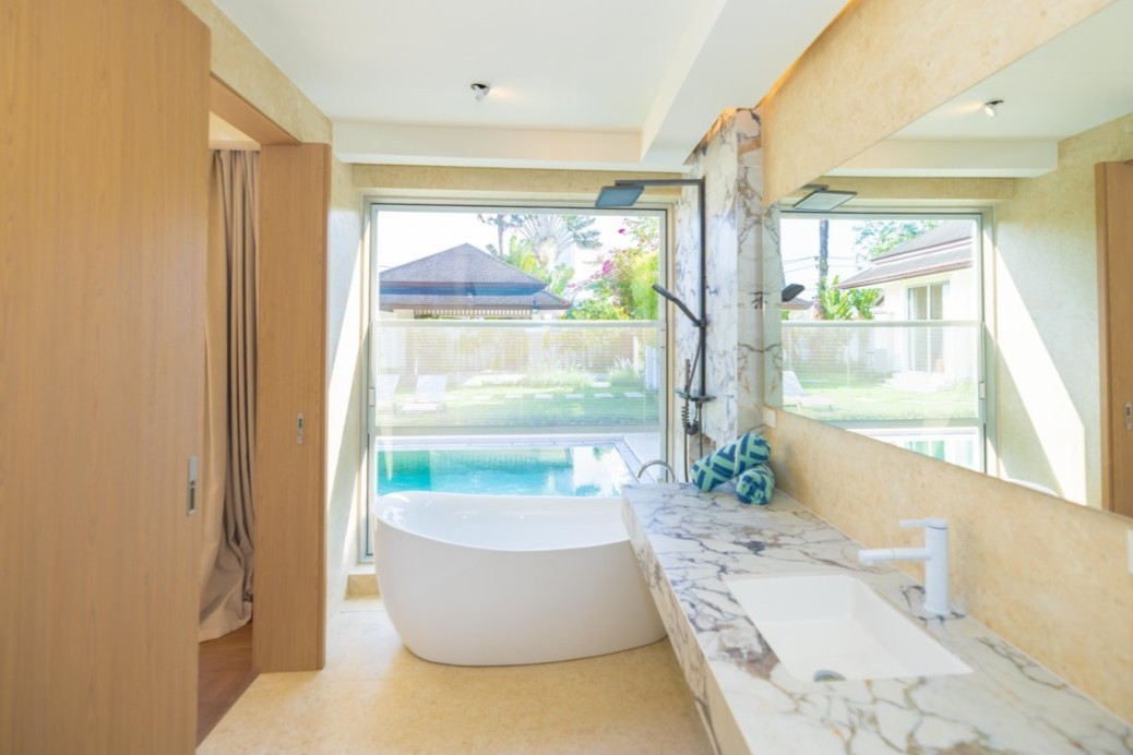 Luxury Renovated 5-Bedroom Pool Villa for Sale in Bang Tao, Phuket | Reduced to THB 36 Million