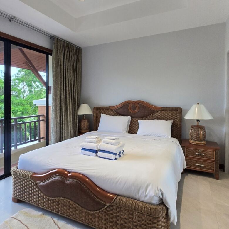 Luxury 5-Bedroom Lakefront Villa for Sale in Laguna, Phuket | Private Pool & Large Garden