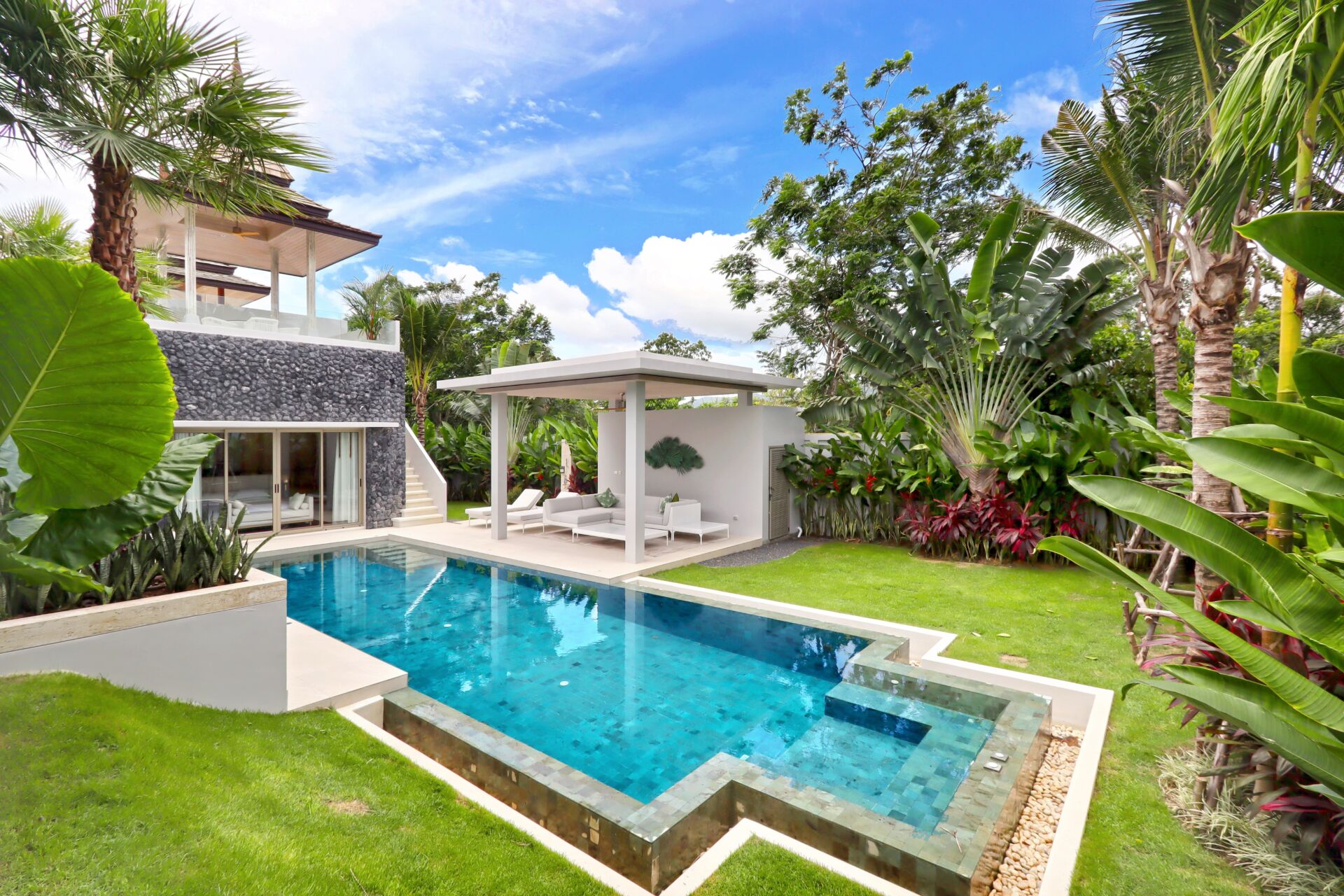 Botanica Lakeside II Phuket – Luxury Tropical Balinese Villas by the Lake