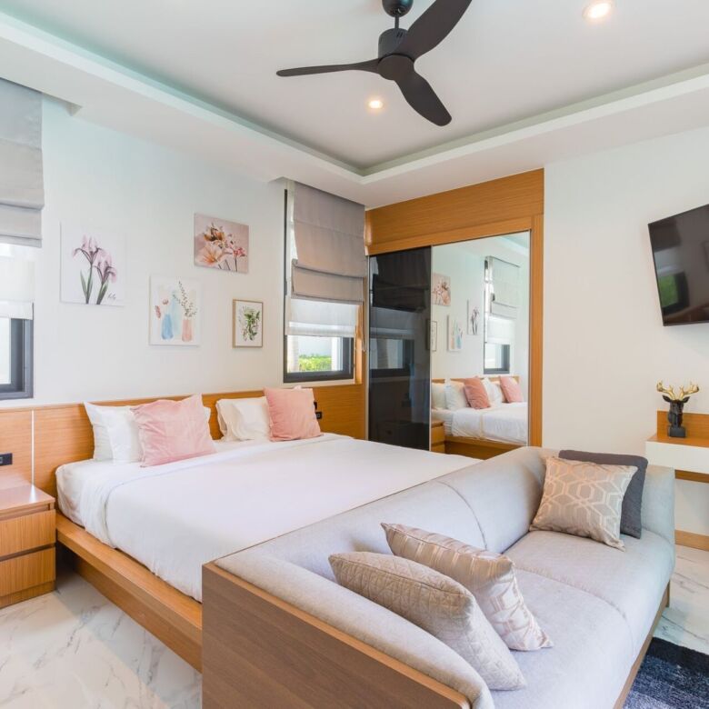 Luxury 4-Bedroom Pool Villa for Long-Term Rent in Pasak, Cherngtalay, Phuket