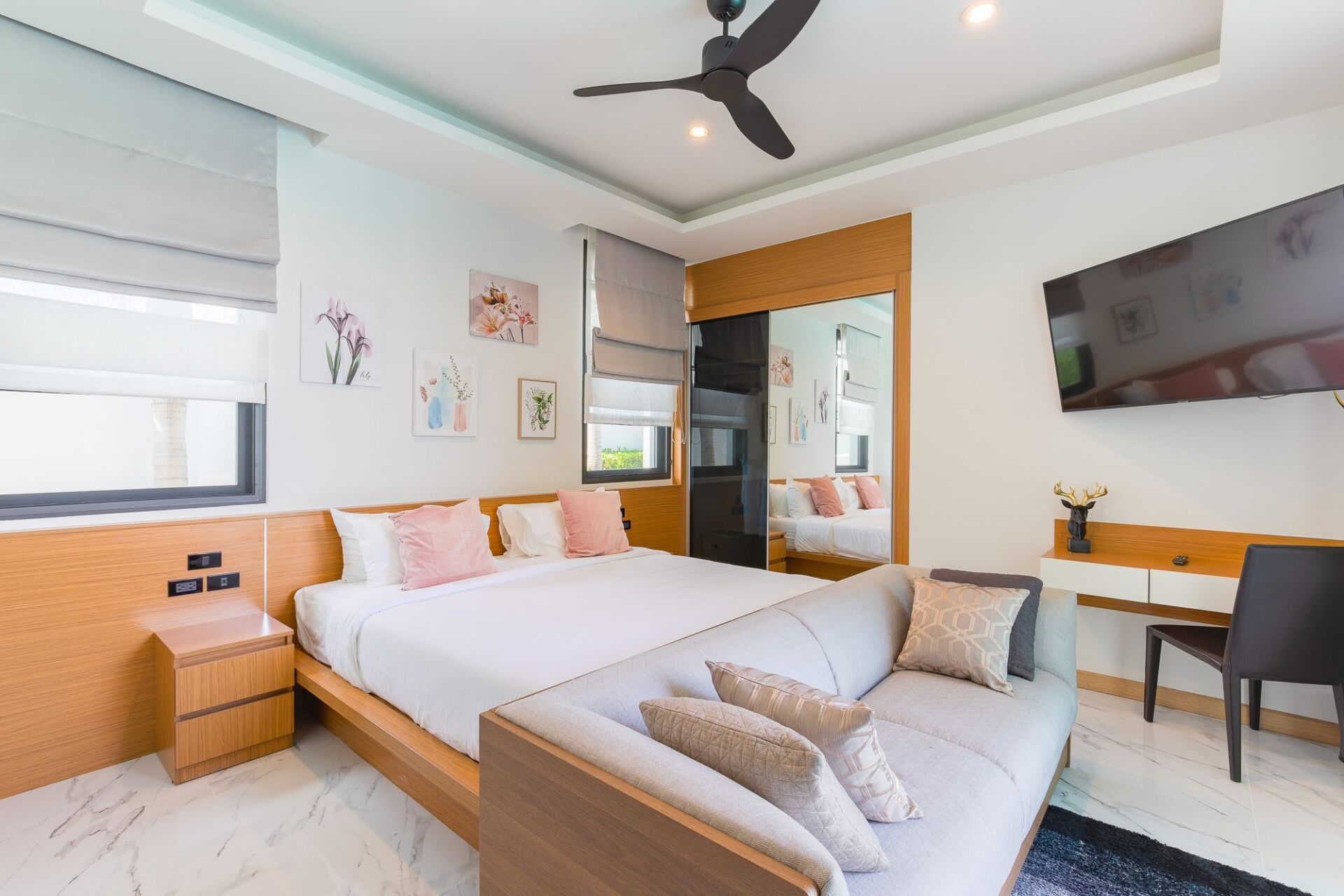 Luxury 4-Bedroom Pool Villa for Long-Term Rent in Pasak, Cherngtalay, Phuket