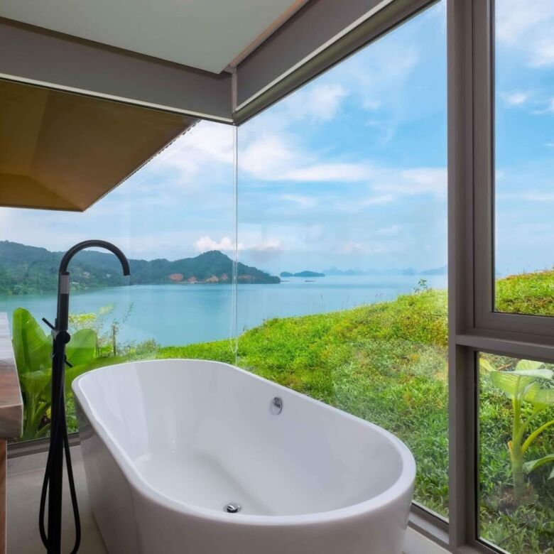 Luxury 5-Bedroom Sea View Villa in Ao Por, Phuket