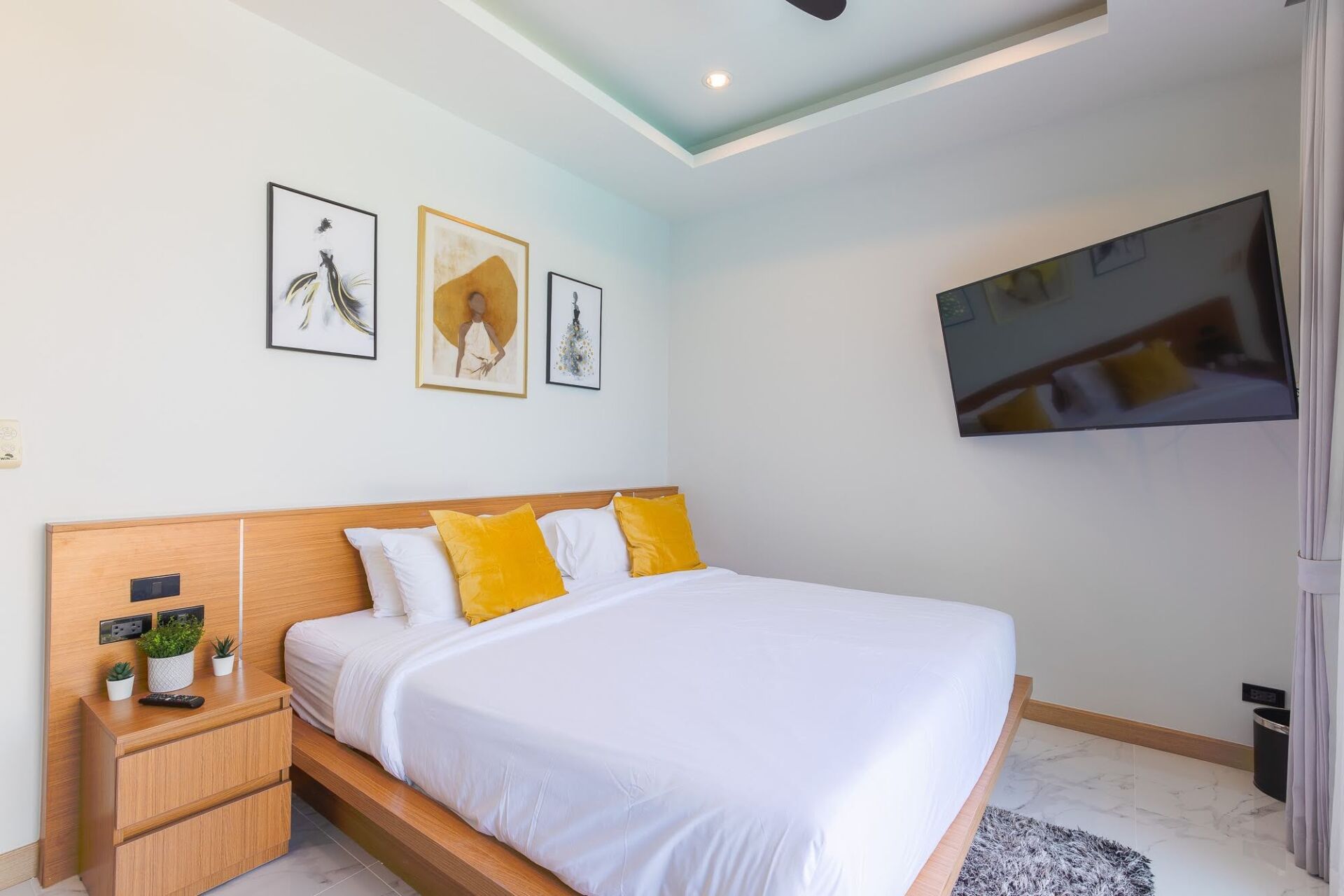 Luxury 4-Bedroom Pool Villa for Long-Term Rent in Pasak, Cherngtalay, Phuket
