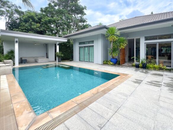 Spacious 4-Bedroom Pool Villa for Sale in Kok Tanod, Cherngtalay, Phuket