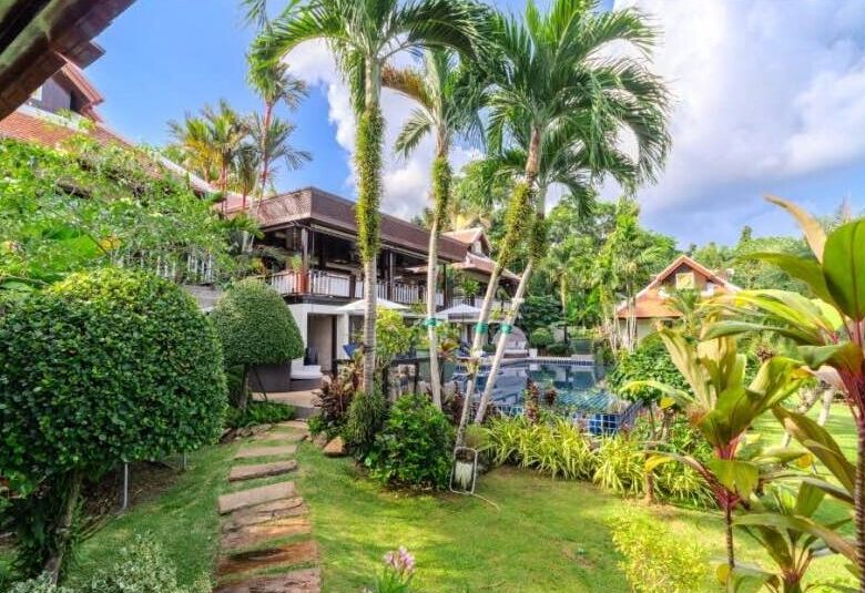 Baan Bua Nai Harn – Luxury 6-Bedroom Lakeside Villa Near Nai Harn Beach