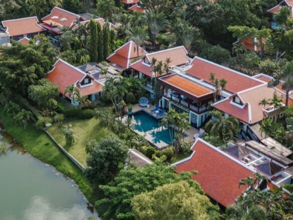 Baan Bua Nai Harn – Luxury 6-Bedroom Lakeside Villa Near Nai Harn Beach