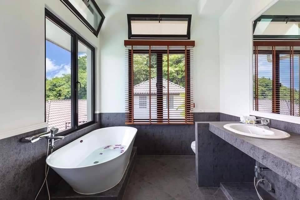 654241370_10239183103892637_6852614177309840314_n Beachfront Villa for Rent in Ao Yon, Phuket | Luxury 4-Bedroom Seaside Retreat