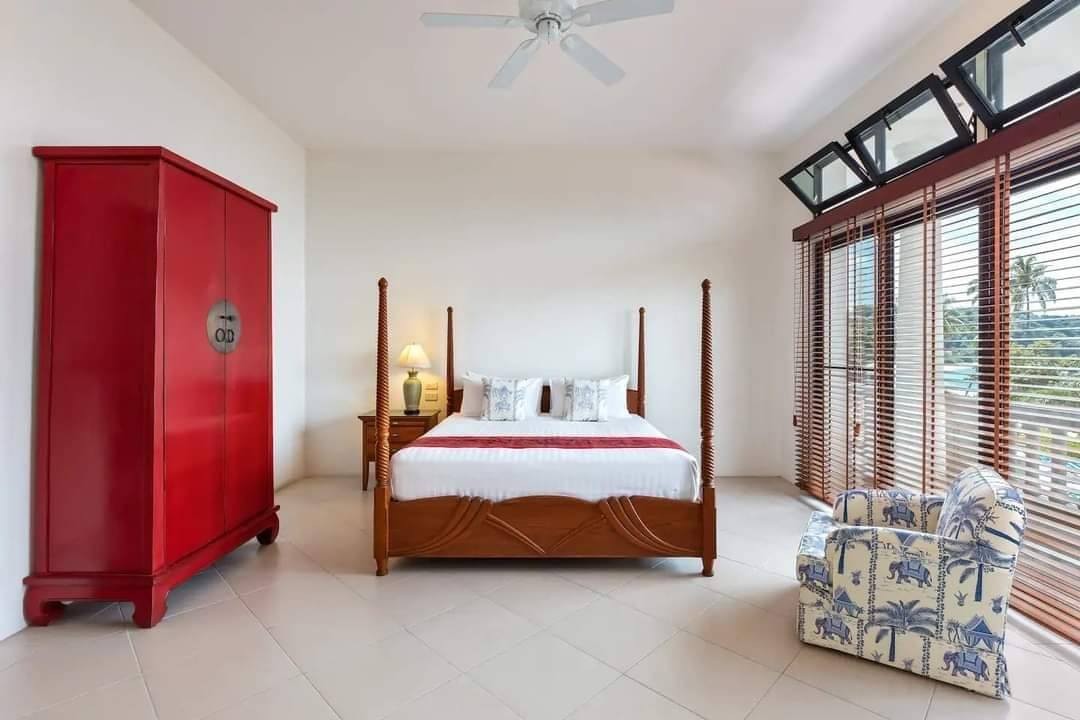 656928158_10239183103172619_7418108346902303226_n Beachfront Villa for Rent in Ao Yon, Phuket | Luxury 4-Bedroom Seaside Retreat