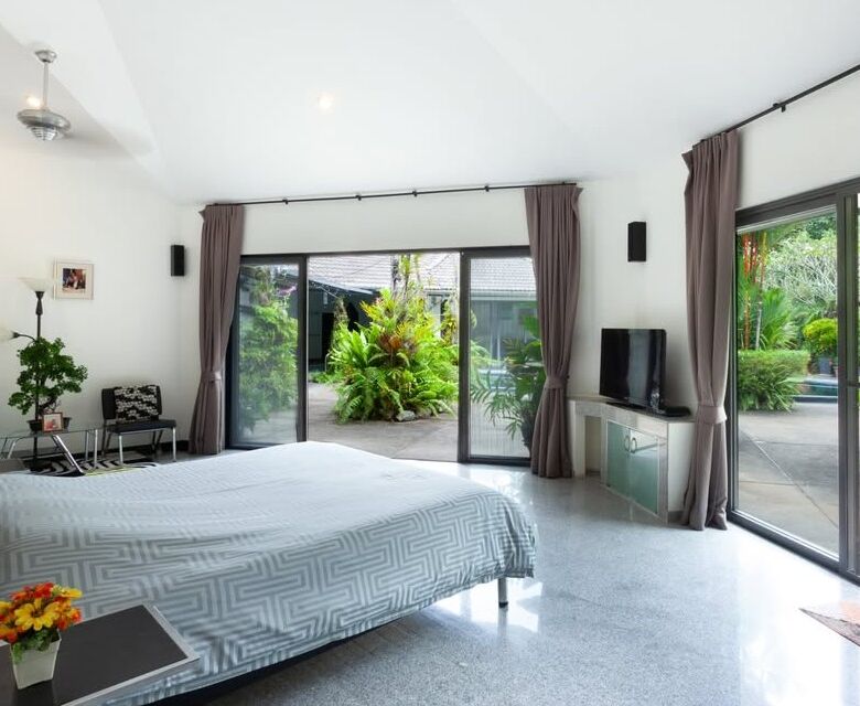 Luxury 5-Bedroom Private Pool Villa for Sale in Rawai, Phuket | Expansive Estate on 1,872 Sq.m. Land