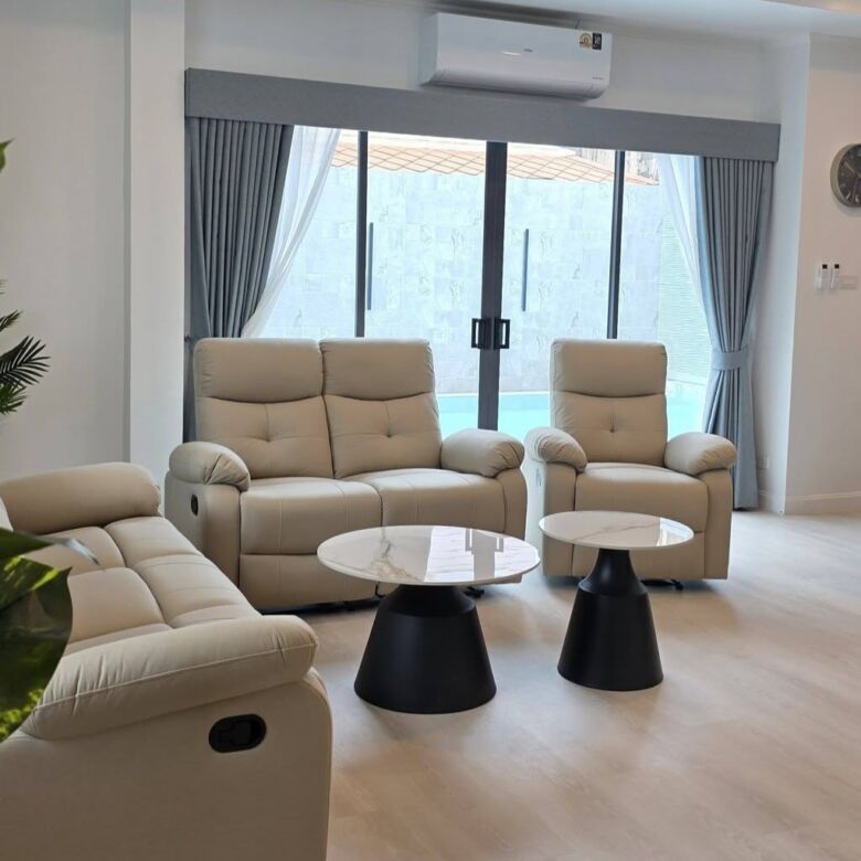 Newly Renovated 4-Bedroom Pool Villa for Rent in Permsap Villa, Phuket