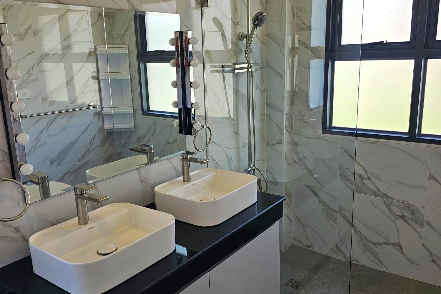 Newly Renovated 4-Bedroom Pool Villa for Rent in Permsap Villa, Phuket