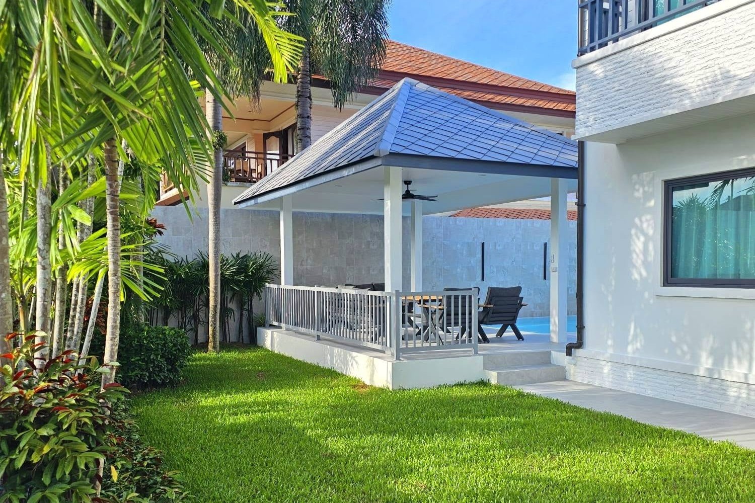 Newly Renovated 4-Bedroom Pool Villa for Rent in Permsap Villa, Phuket