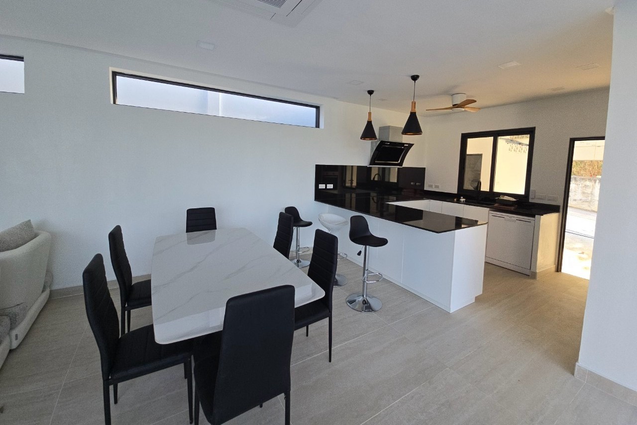 Chalong Mountain Home (11) Modern 3-Bedroom Private Pool Villa for Sale in Chalong, Phuket