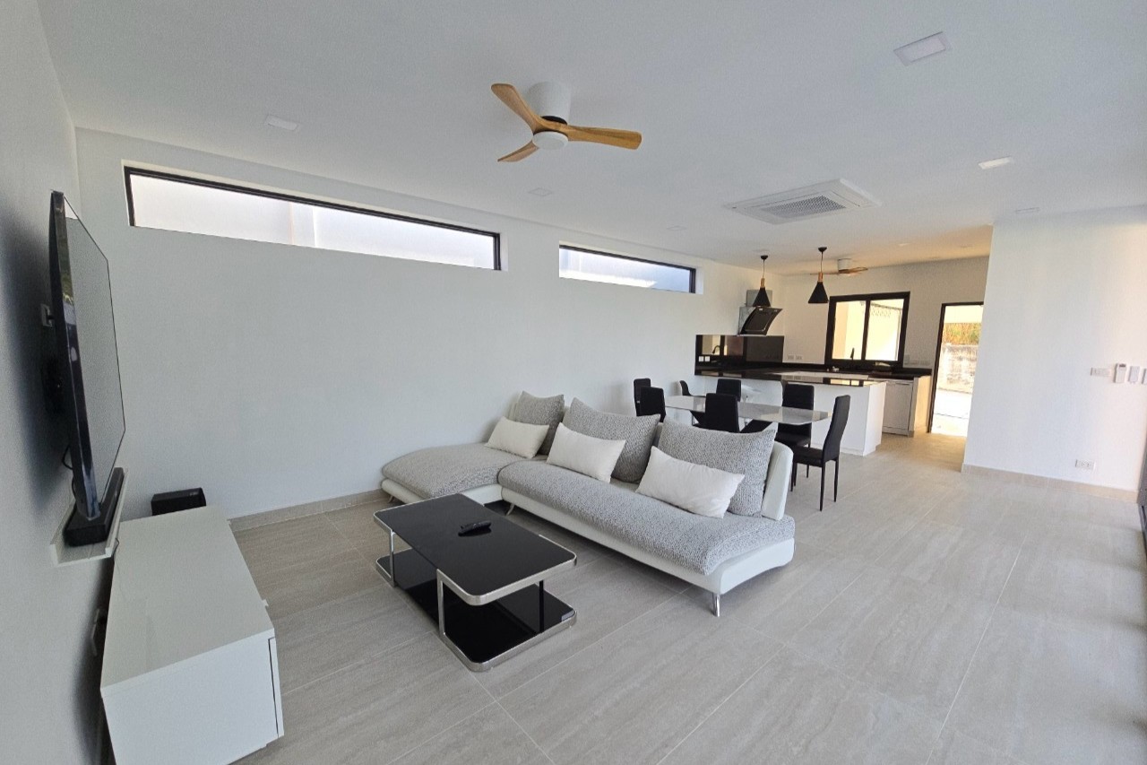 Chalong Mountain Home (12) Modern 3-Bedroom Private Pool Villa for Sale in Chalong, Phuket