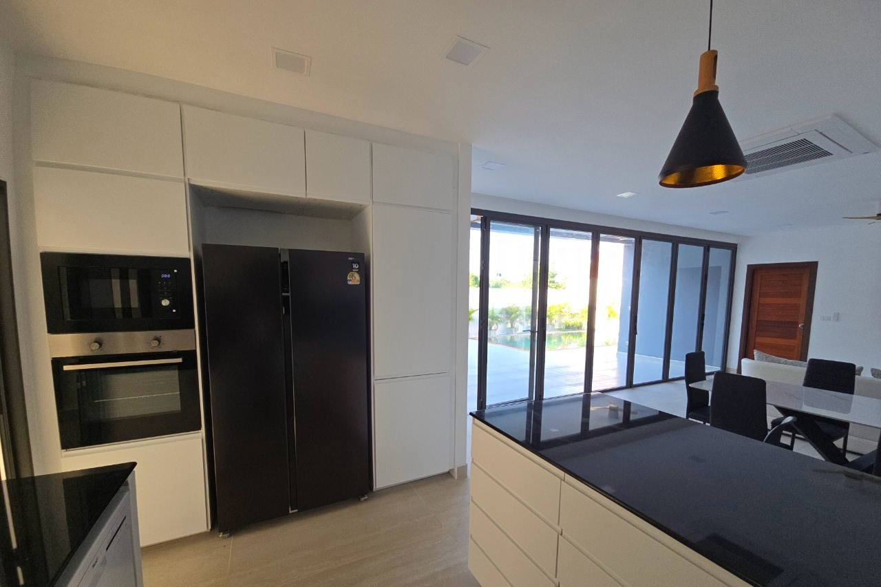 Chalong Mountain Home (14) Modern 3-Bedroom Private Pool Villa for Sale in Chalong, Phuket