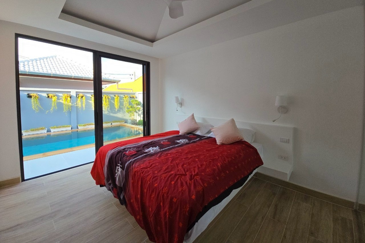 Chalong Mountain Home (17) Modern 3-Bedroom Private Pool Villa for Sale in Chalong, Phuket