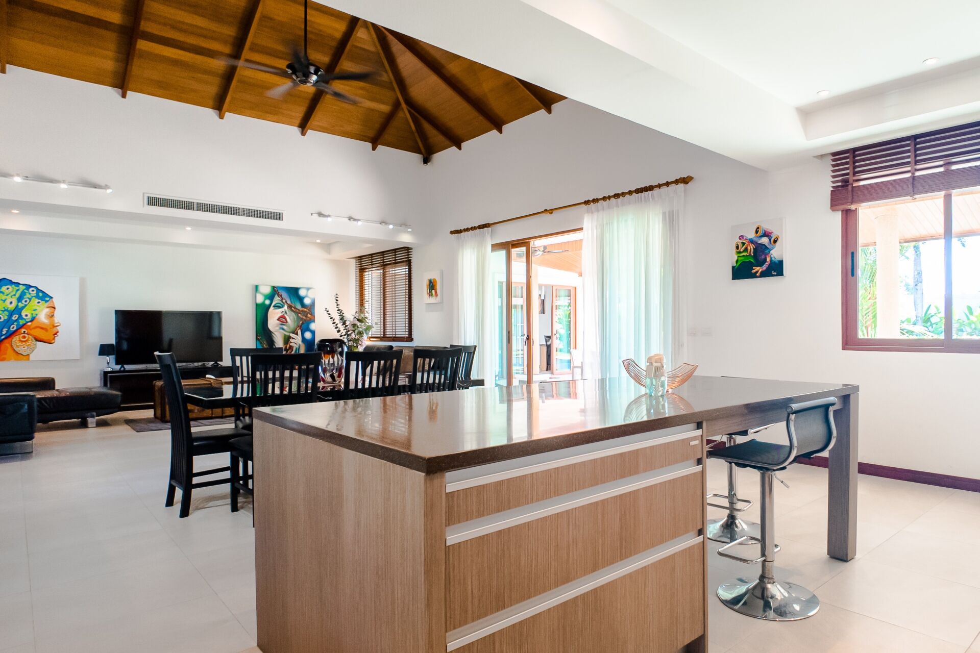Luxury 4-Bedroom Pool Villa for Long-Term Rent in Cherngtalay, Phuket