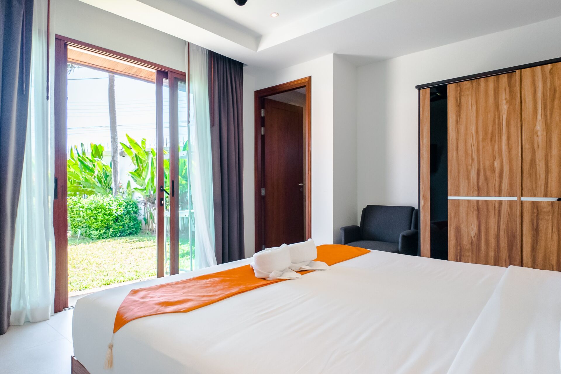 Luxury 4-Bedroom Pool Villa for Long-Term Rent in Cherngtalay, Phuket